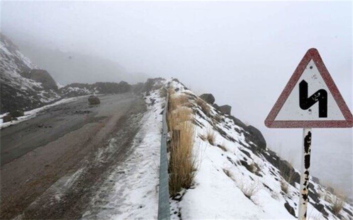 جاده هراز مسدود شد