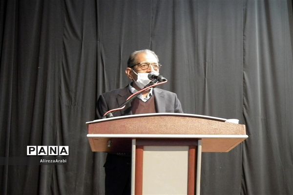 برگزاری جلسه هم‌اندیشی نخبگان با حضور معاون پارلمانی رئیس جمهور