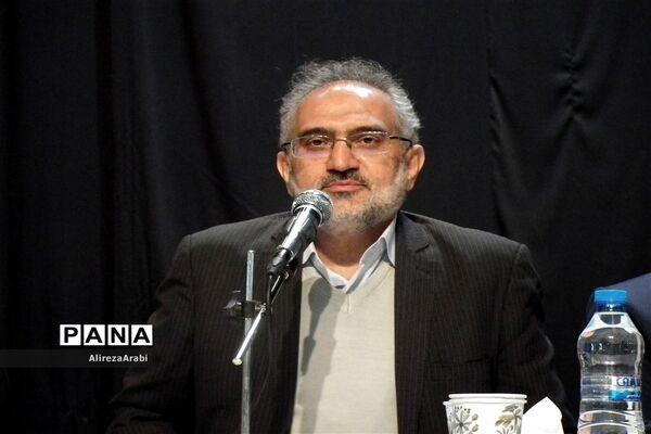 برگزاری جلسه هم‌اندیشی نخبگان با حضور معاون پارلمانی رئیس جمهور