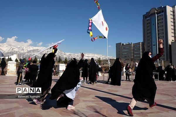 جشنواره بادبادک باز