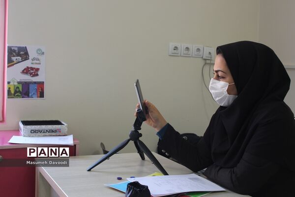 بازدید مدیرکل آموزش و پرورش فارس از محل داوری هفتمین دوره مسابقات استانی المپیاد رویش