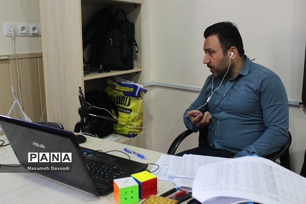 بازدید مدیرکل آموزش و پرورش فارس از محل داوری هفتمین دوره مسابقات استانی المپیاد رویش