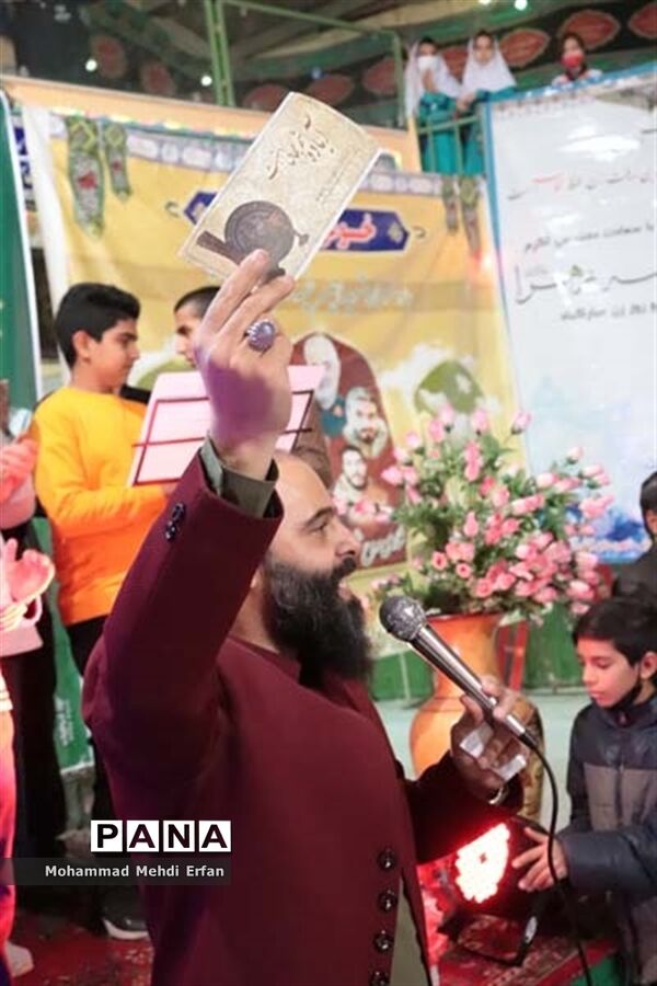 برگزاری جشن میلاد حضرت فاطمه زهرا(س) در آباده