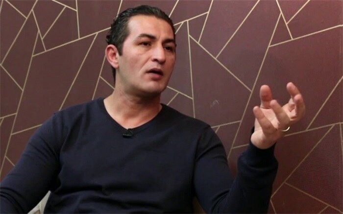 باید لیگ برتر را چند سال تعطیل کنند