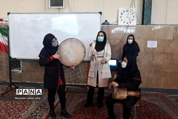 برگزاری جشن ولادت حضرت زهرا(س) و روز مادر در مدارس رودهن