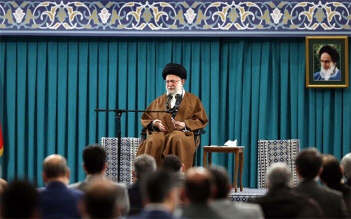 مداحی، موسیقیِ پاپ نیست؛ نوآوری نباید به تغییر هویت مداحی منجر شود