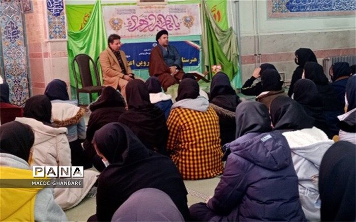 فاطمه زهرا(س) بهترین الگو برای تمام زنان جهان است