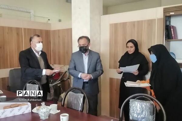 مراسم تقدیر از بانوان آموزش و پرورش به مناسبت روز زن در پردیس