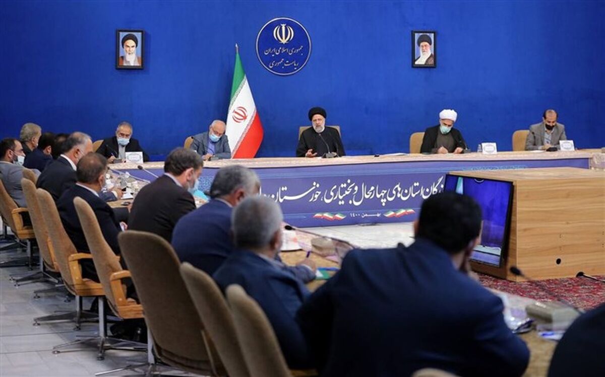دولت و مجلس می‌توانند گام‌های ماندگاری برای رفع مشکلات کشور بردارند