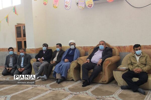 تجلیل از بانوان شاغل در اداره آموزش و پرورش شهرستان بوشهر