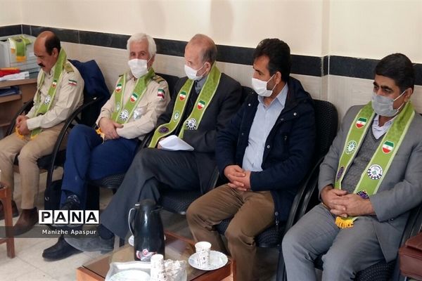 بازدید مسئولان سازمان دانش‌آموزی از کلاس‌های ضمن خدمت بازمهندسی مربیان تشکیلات