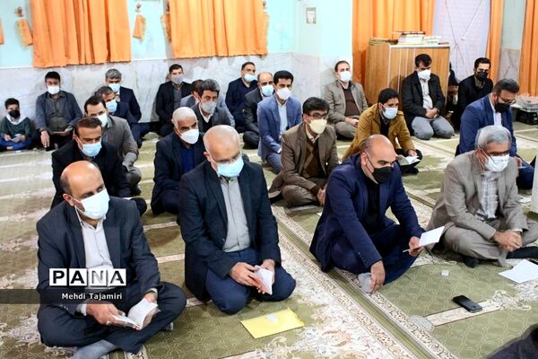 جشن ولادت حضرت فاطمه زهرا (س) همراه با  قرائت زیارت عاشورا