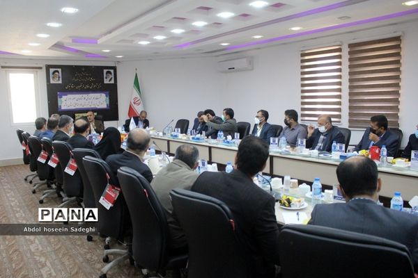 نشست هم‌اندیشی کارشناسان امور اداری آموزش و پرورش شهرستان‌ها و مناطق استان بوشهر
