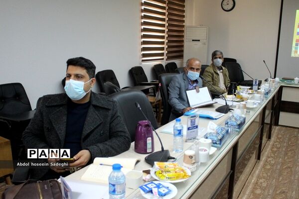 نشست هم‌اندیشی کارشناسان امور اداری آموزش و پرورش شهرستان‌ها و مناطق استان بوشهر