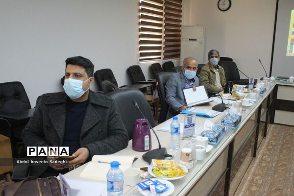 نشست هم‌اندیشی کارشناسان امور اداری آموزش و پرورش شهرستان‌ها و مناطق استان بوشهر