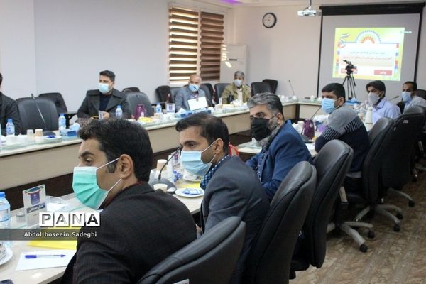 نشست هم‌اندیشی کارشناسان امور اداری آموزش و پرورش شهرستان‌ها و مناطق استان بوشهر