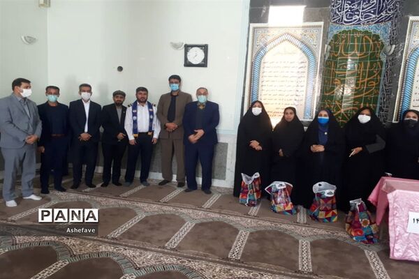 تجلیل از بانوان شاغل در اداره آموزش و‌ پرورش شادگان