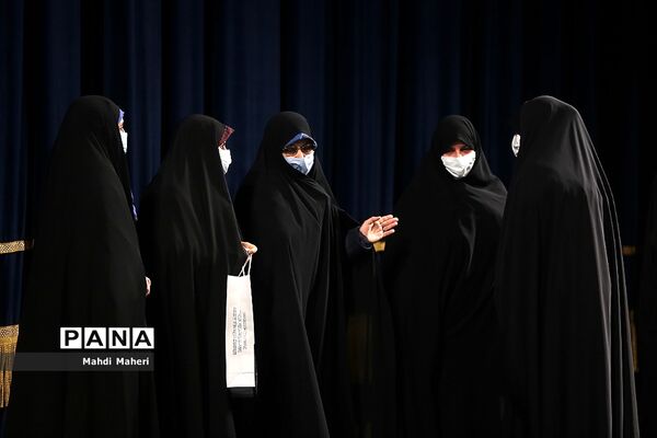 مراسم بزرگداشت روز زن در تالار وحدت