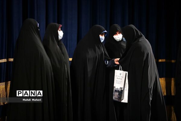 مراسم بزرگداشت روز زن در تالار وحدت