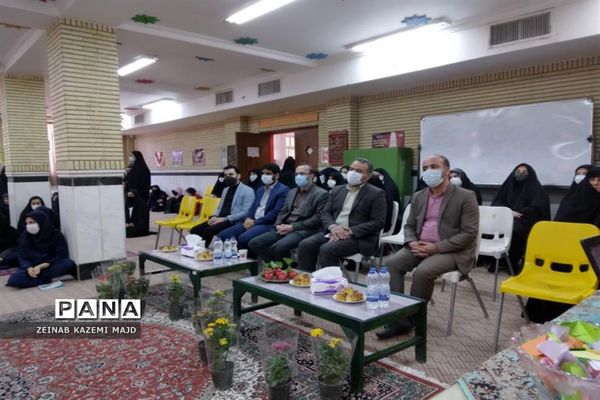 جشن میلاد حضرت زهرا(س) و گرامیداشت مقام مادر در هنرستان صباری