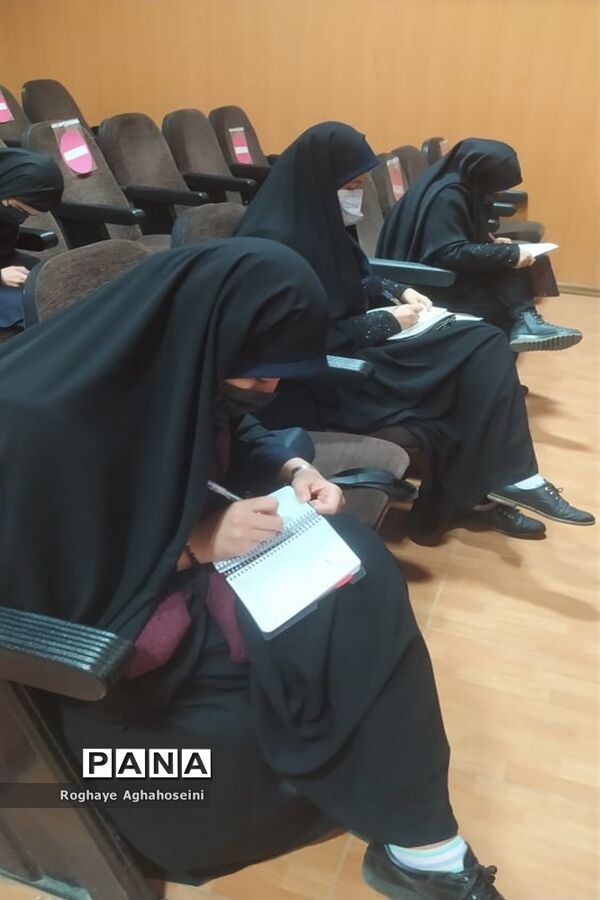 برگزاری یازدهمین انتخابات مجلس دانش‌آموزی در ناحیه 4 شیراز