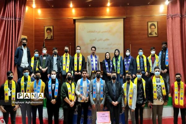 برگزاری یازدهمین انتخابات مجلس دانش‌آموزی در ناحیه 4 شیراز