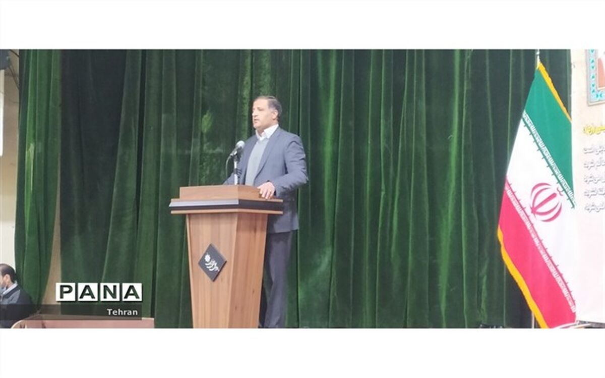 نماز، رابطه معنوی و بی‌تعارف انسان با خالق خود است