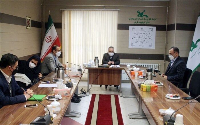ضرورت آشنایی کودکان و نوجوانان با کلید واژه انقلاب اسلامی