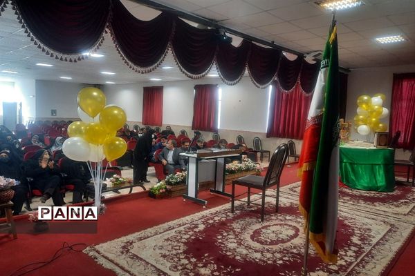 تجلیل از مدیران و معاونان بازنشسته در شهرستان پردیس