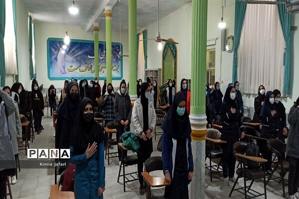 برگزاری جشن‌ فاطمی در دبیرستان شاهد مطهره