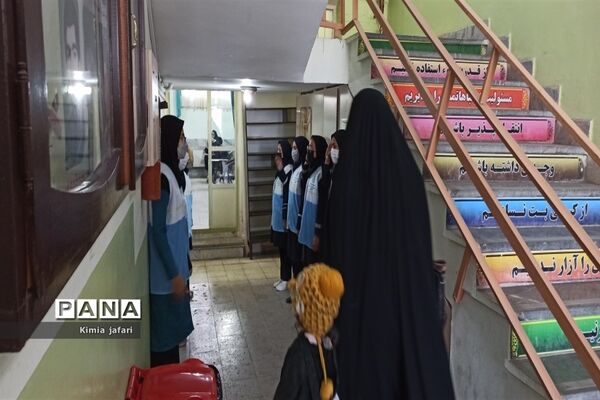 برگزاری جشن‌ فاطمی در دبیرستان شاهد مطهره
