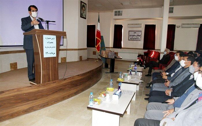 هنرآموزان ماهر و دانش‌آموزان موفق در هنرستان‌ها باعث رشد اقتصادی کشور هستند