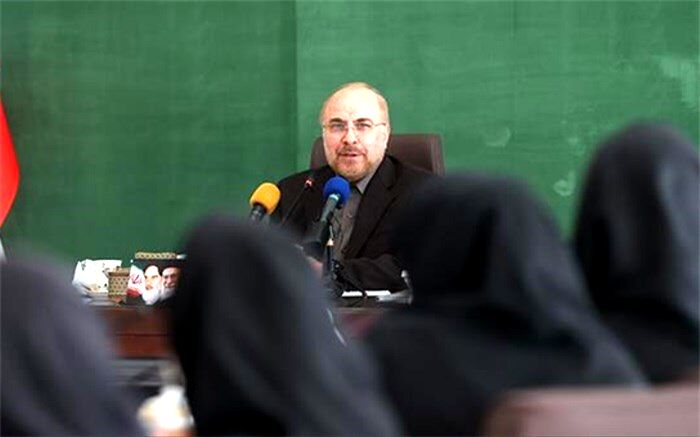 قالیباف: باید رابطه منزل، مسجد، محله و مدرسه برقرار باشد