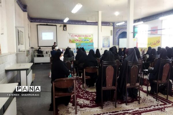 تجلیل از بانوان برتر شاغل در آموزش و پرورش شهرستان جعفرآباد