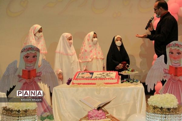 هشتمین جشن تکلیف دختران امام علی (ع) در بوشهر