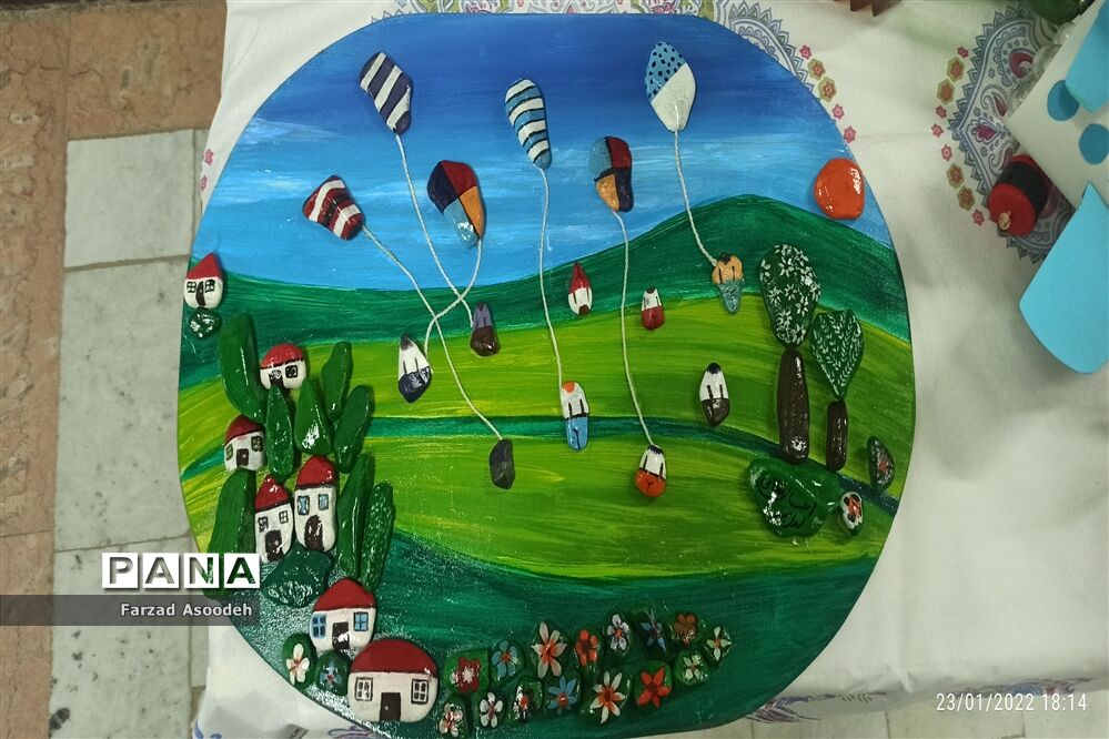 برگزاری نمایشگاه هنرهای دستی به‌مناسبت هفته طبیعت