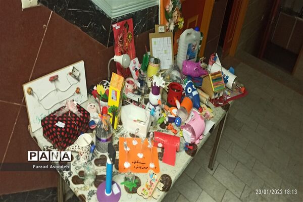 برگزاری نمایشگاه هنرهای دستی به‌مناسبت هفته طبیعت