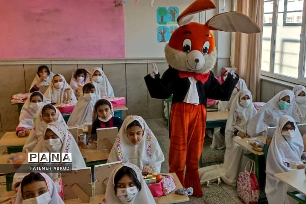 جشن عبادت دانش‌‌آموزان پایه سوم ابتدایی شهرستان پردیس