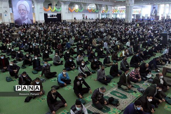 راهپیمایی  نمازگزاران تهرانی در حمایت از مردم مظلوم یمن