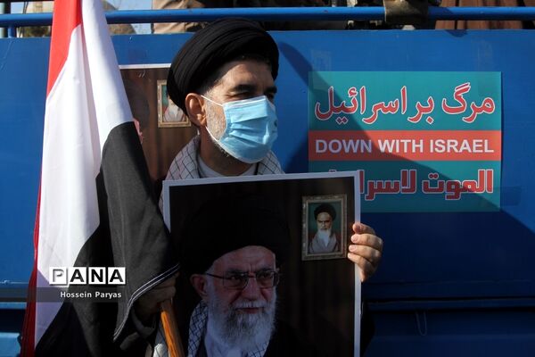 راهپیمایی  نمازگزاران تهرانی در حمایت از مردم مظلوم یمن
