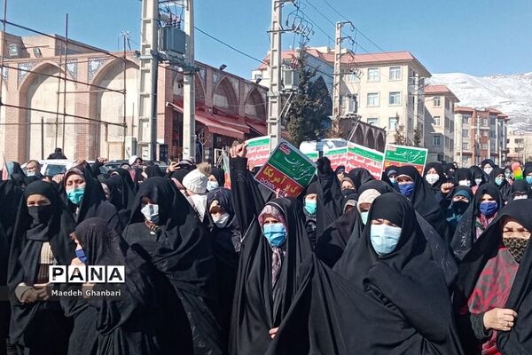 راهپیمایی نمازگزاران بعد از نماز جمعه شهر پردیس