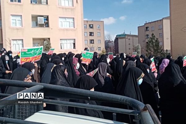 راهپیمایی نمازگزاران بعد از نماز جمعه شهر پردیس