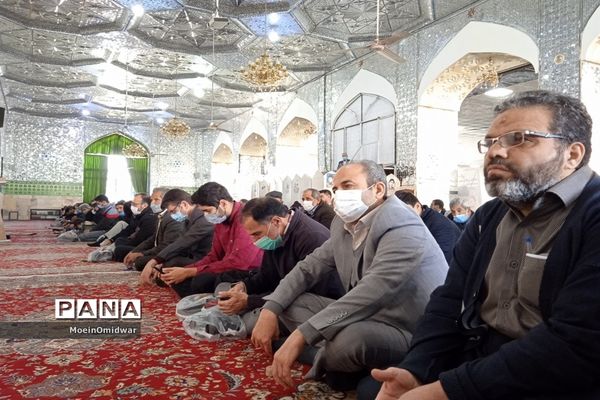 برپایی نماز جمعه کاشمر در جوار امامزاده سید حمزه (ع)