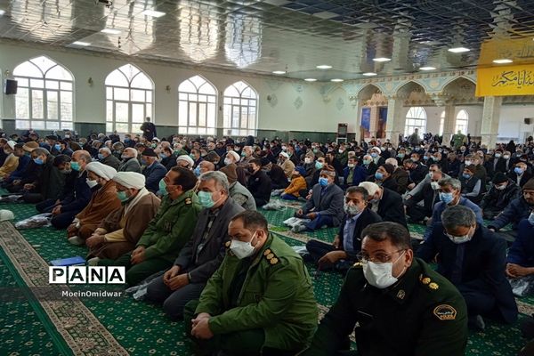 برپایی نماز جمعه کاشمر در جوار امامزاده سید حمزه (ع)