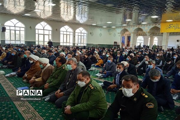 برپایی نماز جمعه کاشمر در جوار امامزاده سید حمزه (ع)