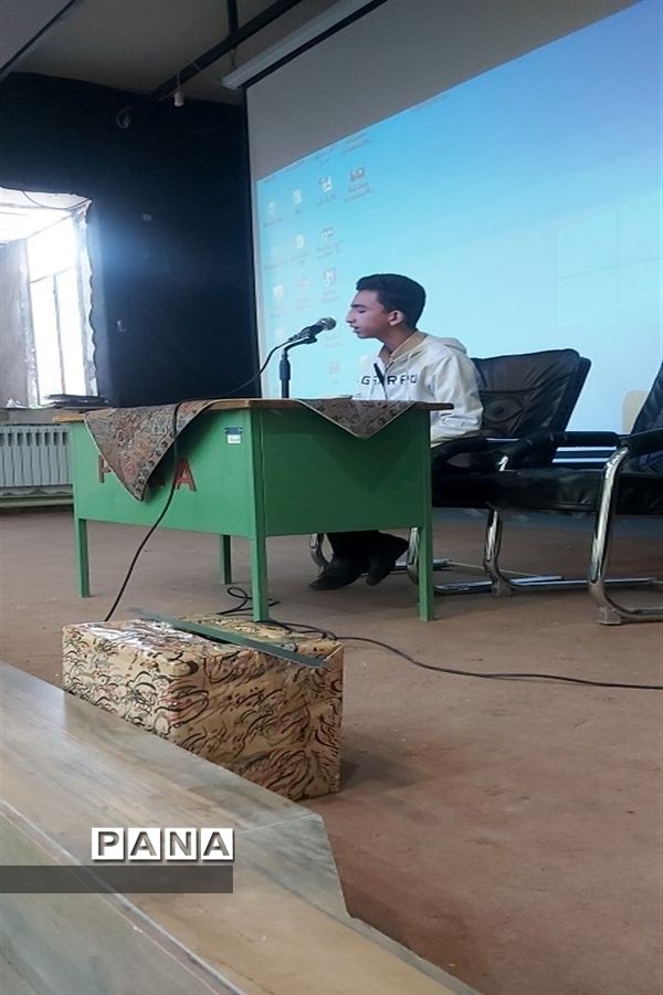 برگزاری انتخابات شورای دانش‌آموزی شهرستان‌کاشمر در کانون لقمان