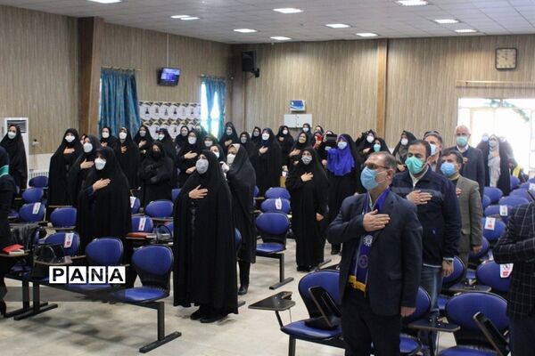 برگزاری کارگاه آموزشی مربیان پیشتاز سازمان دانش‌آموزی ناحیه۶ مشهد