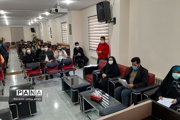 برگزاری انتخابات مجلس دانش‌آموزی پسران‌ در رودهن