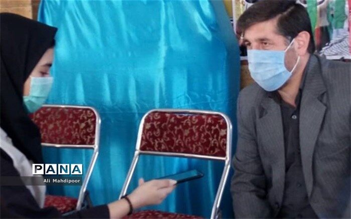 بزرگداشت دهه فجر فرصتی برای رونمایی از ثمرات انقلاب اسلامی است