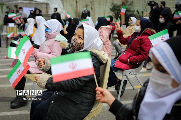 زنگ گلبانگ  انقلاب